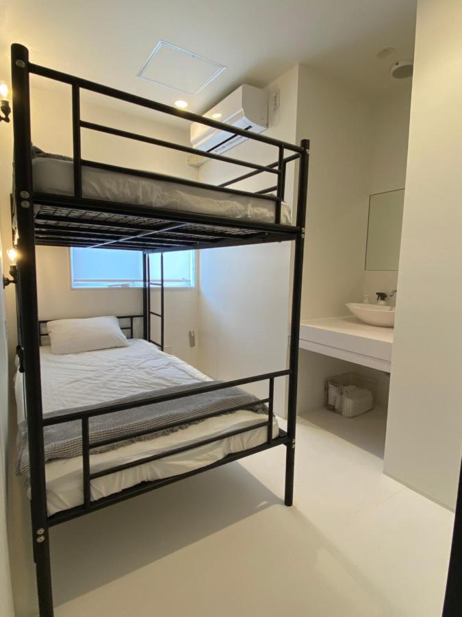En- Hostel & Cafe Bar Амами Екстериор снимка